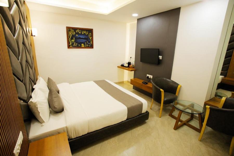 Hotel The Grand Ιντόρ Εξωτερικό φωτογραφία