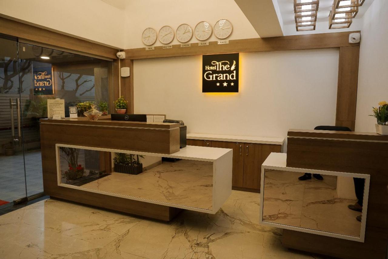 Hotel The Grand Ιντόρ Εξωτερικό φωτογραφία